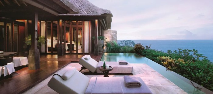 What are the world’s most luxurious holiday destinations?