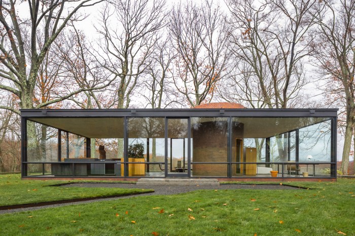 Getting Inside Philip Johnson’s Head at the Glass House | Architect ...