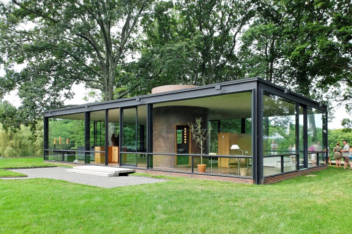 Spend a day at at the iconic Philip Johnson Glass House
